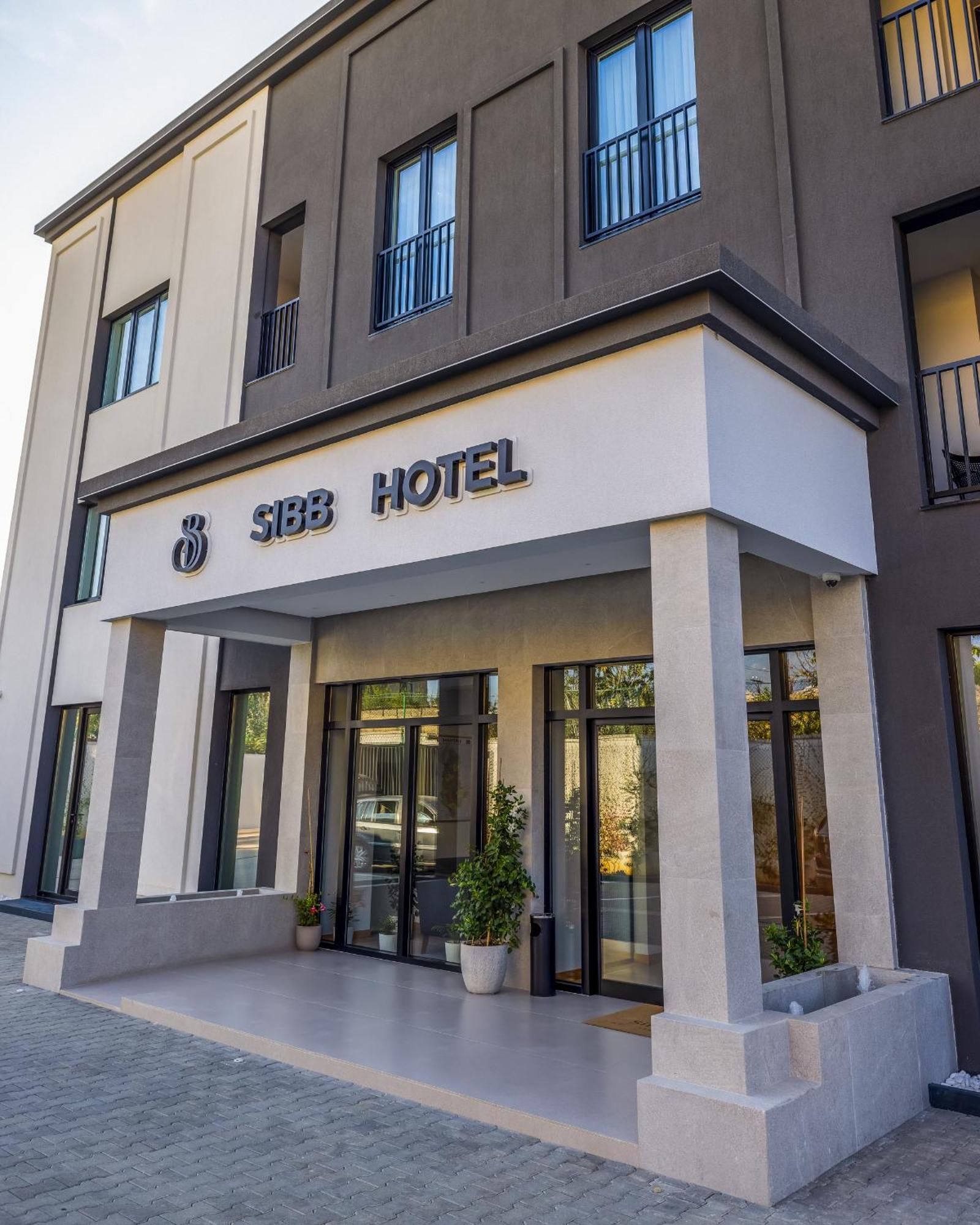 Sibb Hotel Tirana Exteriör bild